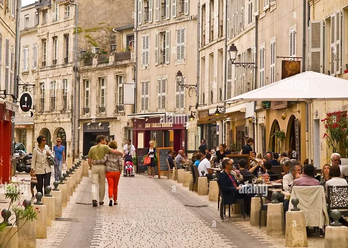 Appartement T3 Tout Confort En Duplex A 20Mn A Pied Du Centre-Ville Avec Tv Et Wifi